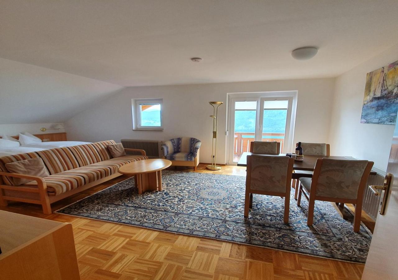 Apartmán Haus Kraller-Urlaub Mit Seeblick Millstatt Exteriér fotografie